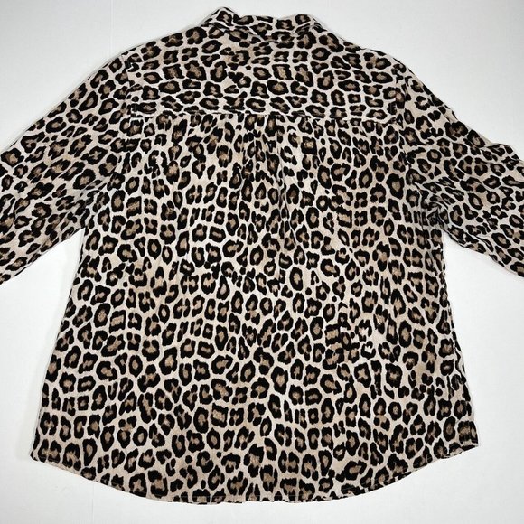 Chicos Petites Button Down Blouse Size 2P / PL Modal Blend Leopard Animal Print - Picture 9 of 11